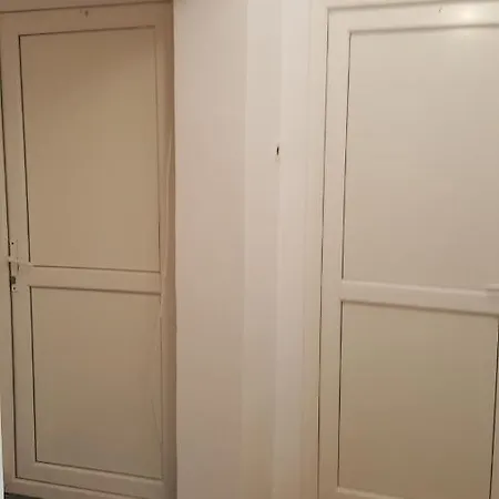 Vila Ecoului בית הארחה